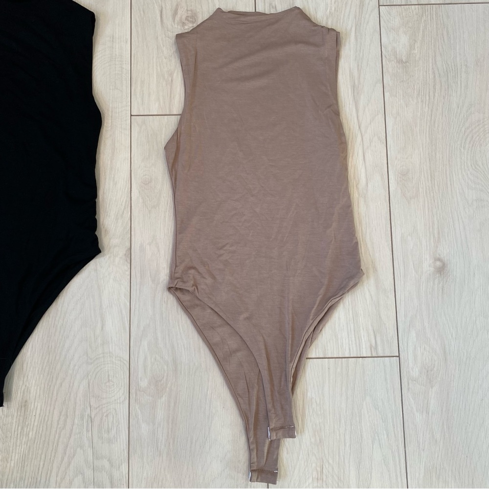 High neck body suits - Picture 2 of 3